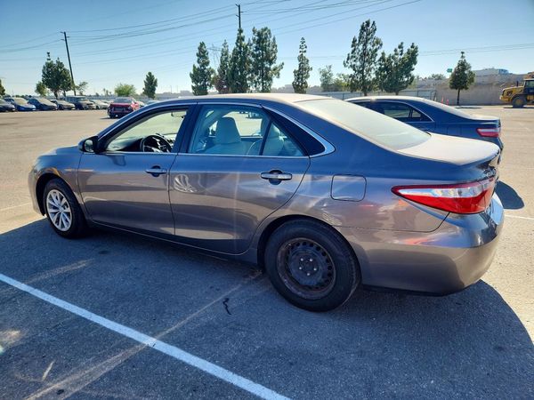 2015 TOYOTA CAMRY