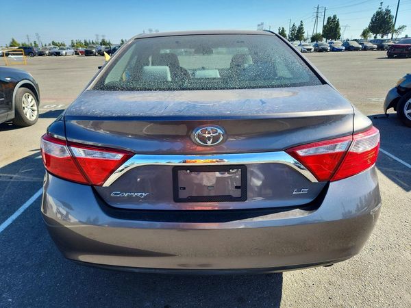 2015 TOYOTA CAMRY