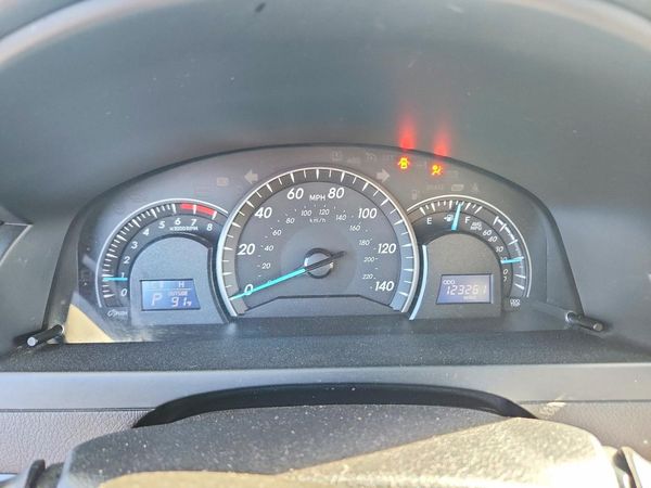 2015 TOYOTA CAMRY