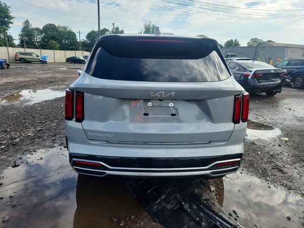 2023 KIA SORENTO