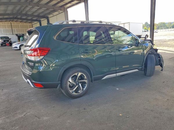 2023 SUBARU FORESTER