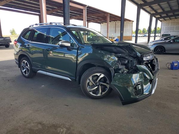2023 SUBARU FORESTER