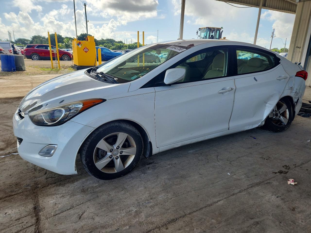 2013 HYUNDAI ELANTRA