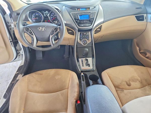 2013 HYUNDAI ELANTRA
