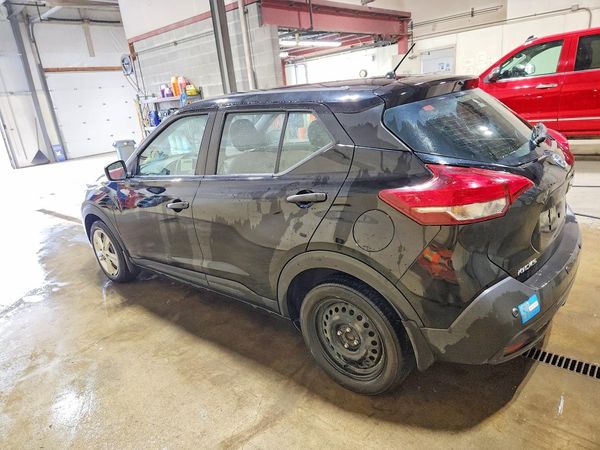 2020 NISSAN KICKS