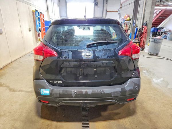 2020 NISSAN KICKS
