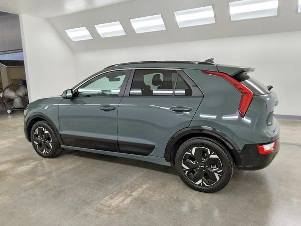 2024 KIA NIRO Wind