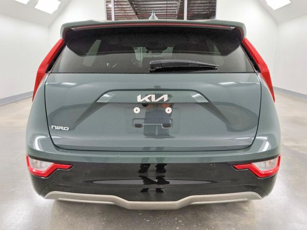 2024 KIA NIRO Wind