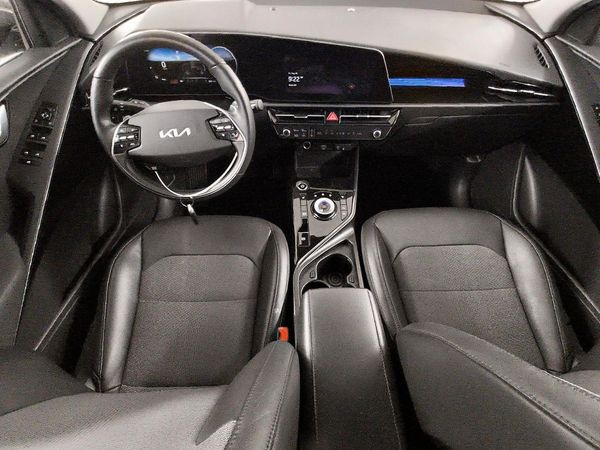 2024 KIA NIRO Wind