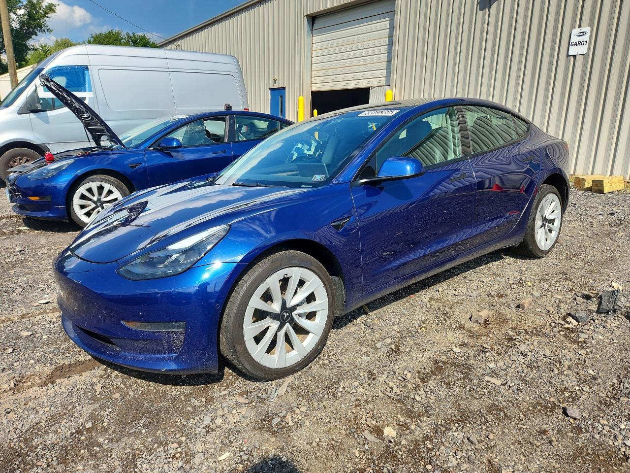 2022 TESLA MODEL 3