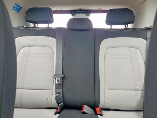 2024 HYUNDAI VENUE SEL / Limited