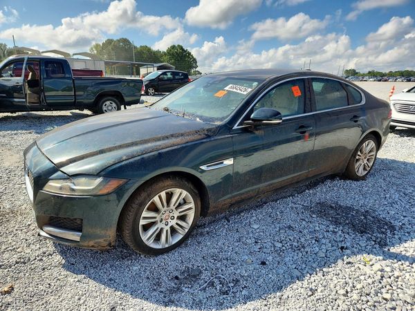 2017 JAGUAR XF — DSFA — Front 3/4