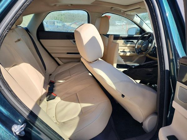 2017 JAGUAR XF Premium — PSRS
