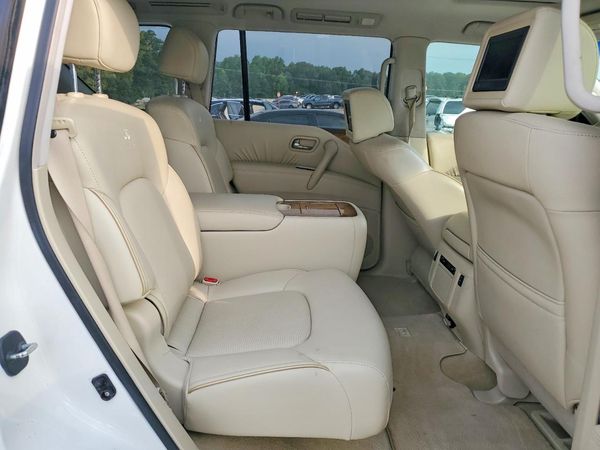 2012 INFINITI QX56