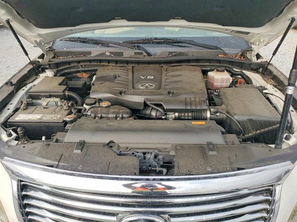 2012 INFINITI QX56