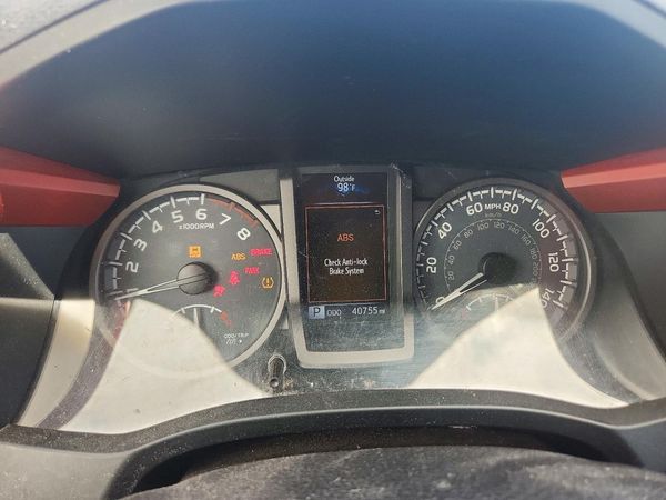 2016 TOYOTA TACOMA