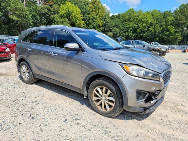 2017 KIA SORENTO