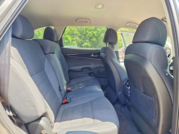 2017 KIA SORENTO