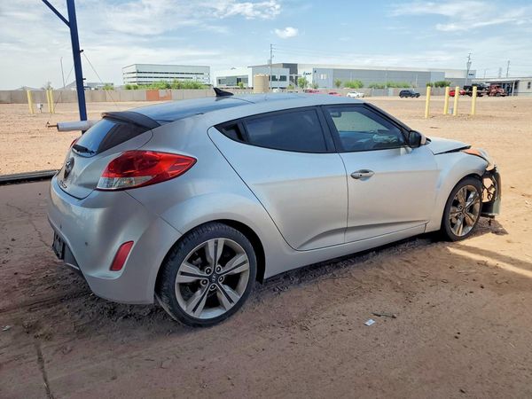 2016 HYUNDAI VELOSTER