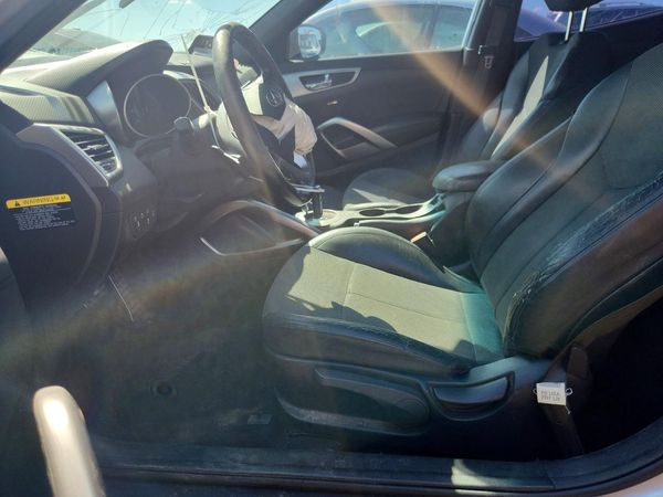 2016 HYUNDAI VELOSTER