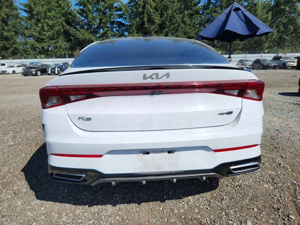 2022 KIA K5
