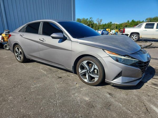 2023 HYUNDAI ELANTRA