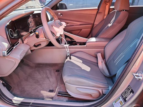 2023 HYUNDAI ELANTRA