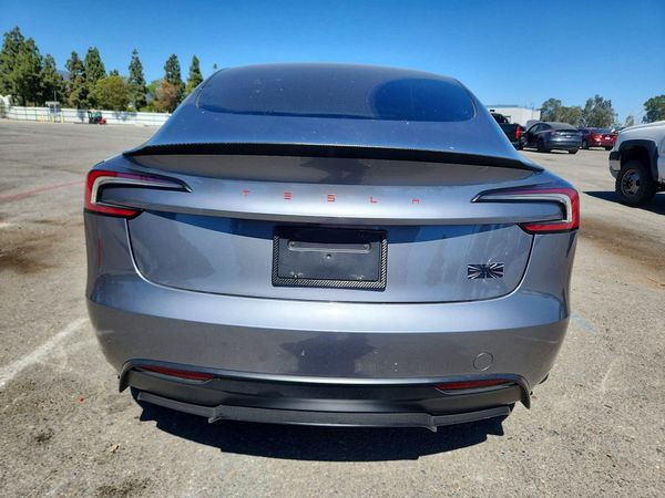 2024 TESLA MODEL 3