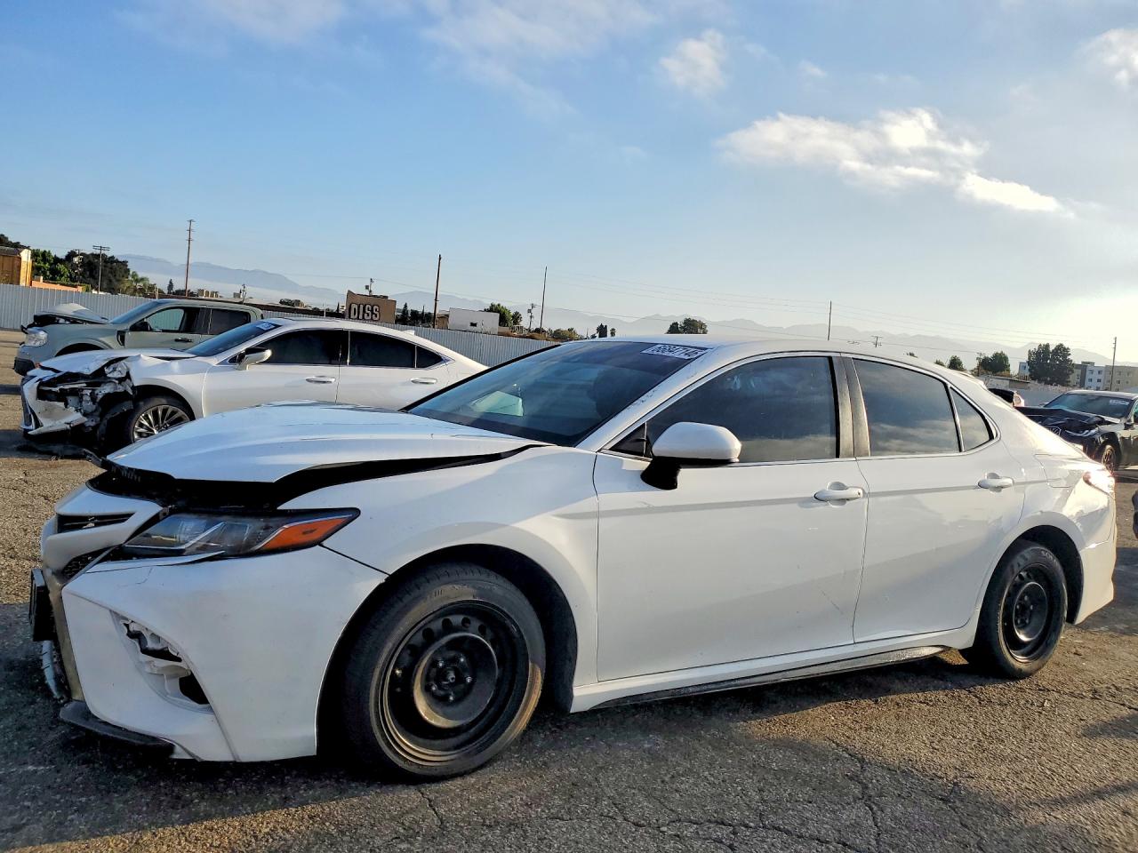 2018 TOYOTA CAMRY