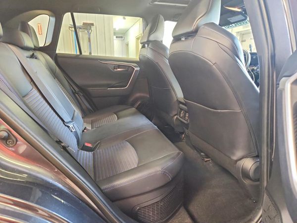 2021 TOYOTA RAV4 XSE HV