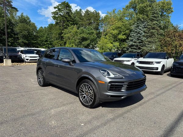 2019 PORSCHE CAYENNE