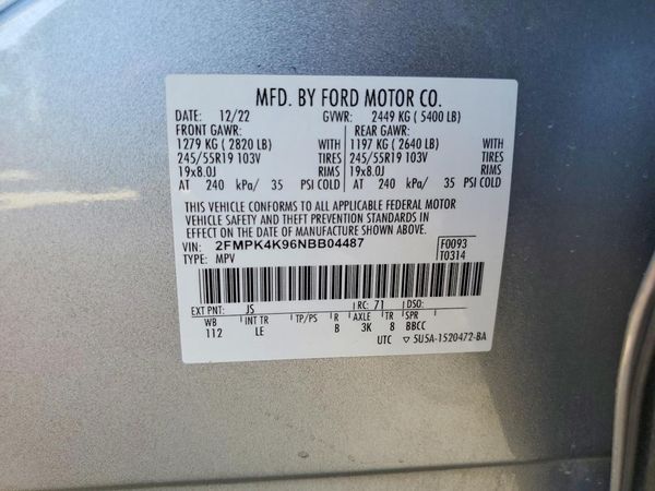 2022 FORD EDGE Titanium