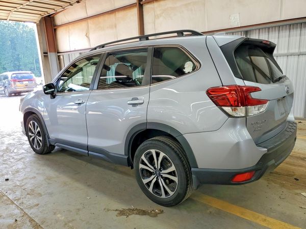 2022 SUBARU FORESTER