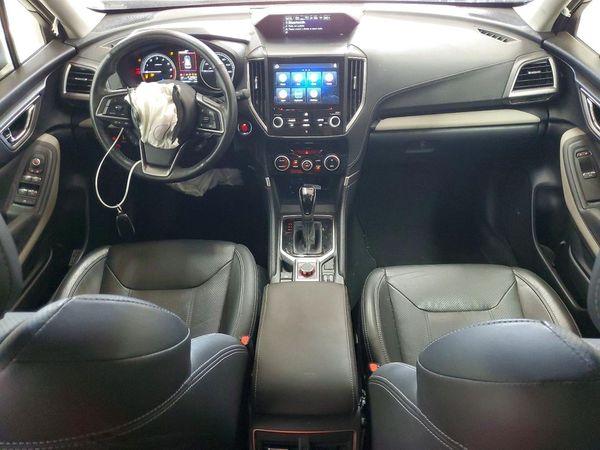 2022 SUBARU FORESTER