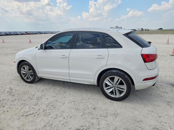 2017 AUDI Q3