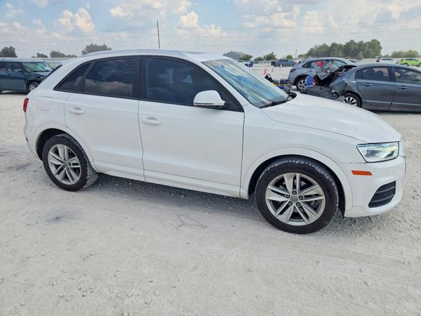 2017 AUDI Q3