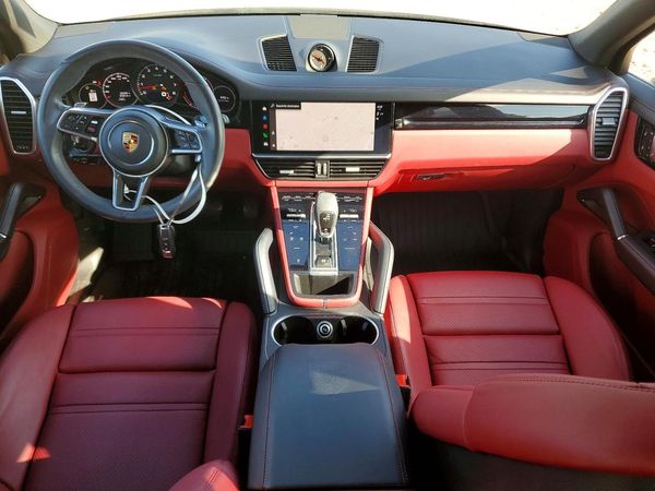 2023 PORSCHE CAYENNE