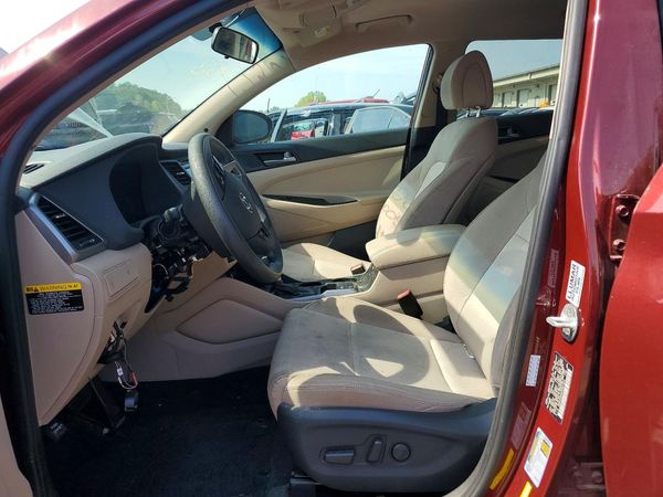 2017 HYUNDAI TUCSON — DENT