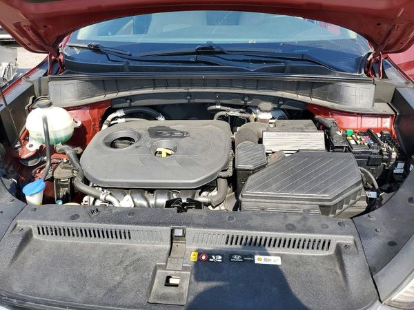 2017 HYUNDAI TUCSON — Engine bay