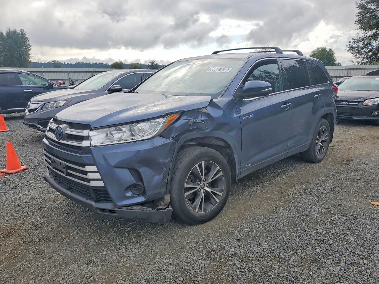 2018 TOYOTA HIGHLANDER LE Hybrid
