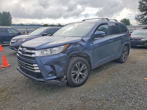 2018 TOYOTA HIGHLANDER LE Hybrid