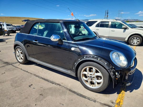 2013 MINI COOPER