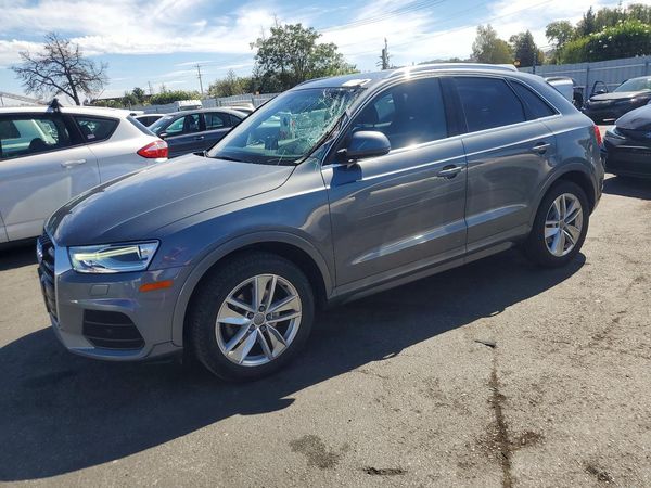 2016 AUDI Q3