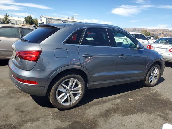 2016 AUDI Q3 Premium Plus