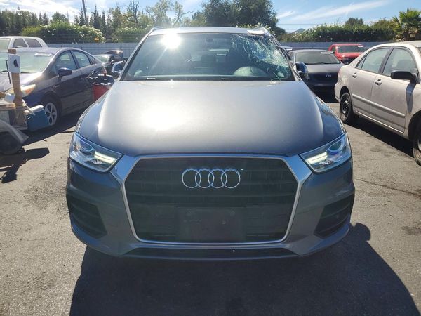 2016 AUDI Q3 Premium Plus