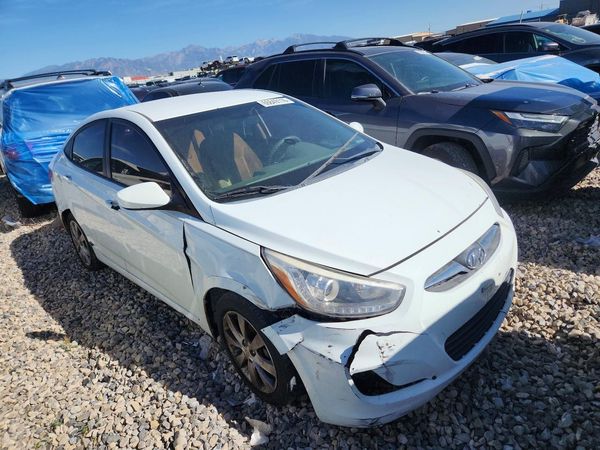 2014 HYUNDAI ACCENT