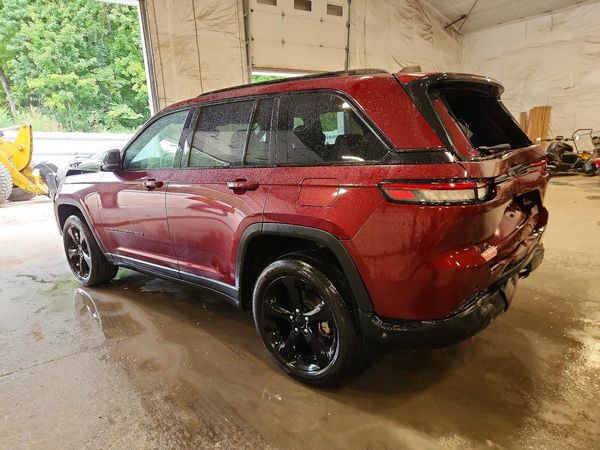 2023 JEEP GRAND CHEROKEE