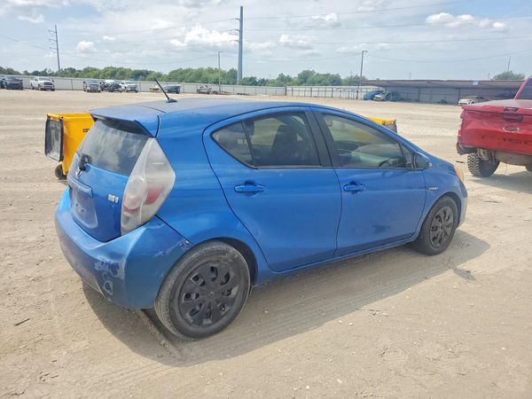 2012 TOYOTA PRIUS