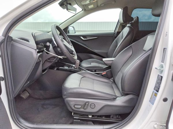 2024 KIA NIRO Wind — DENT