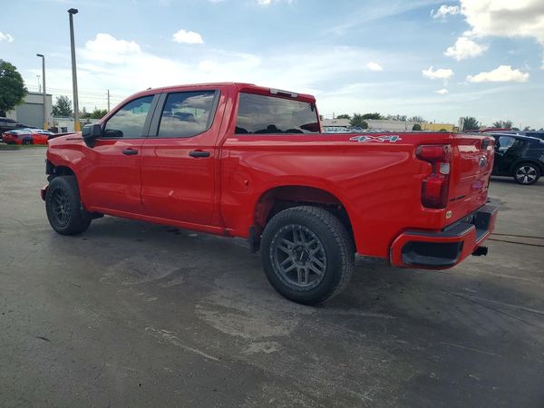 2025 CHEVROLET SILVERADO Custom
